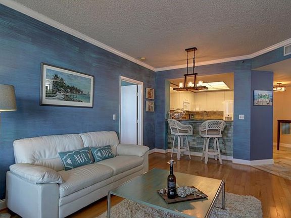 5th image of 1540 Gulf Blvd APT 704