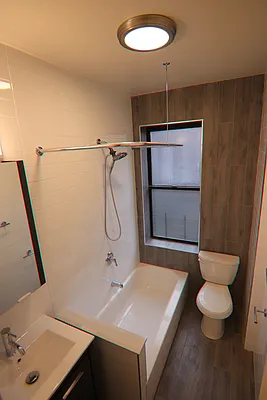 Rented by PMG Real Estate  | media 11