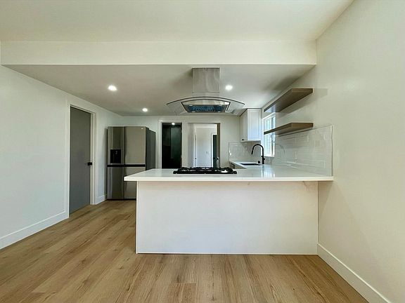 4th image of 3157 Atwater Ave