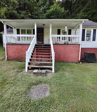 4th image of 1047 Independence Ave