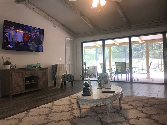 5th image of 840 Torchwood Dr