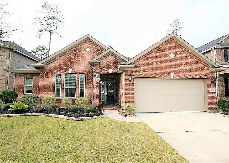 1st image of 17235 Lowell Lake Ln