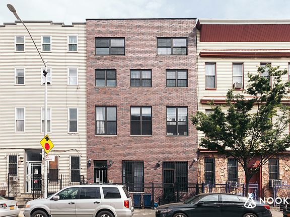 3rd image of 190 Jefferson St #3P