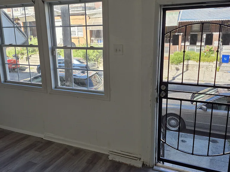 3825 N 18th St — Photo 14