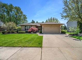 31052 Louise Dr, Chesterfield, MI