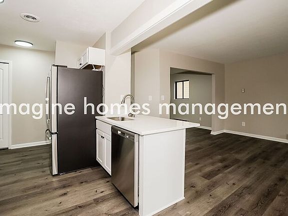 5th image of 17648 Drake Rd