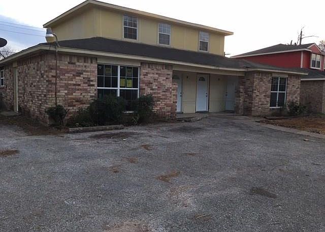 1st image of 11910 Fleming Dr