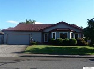 2250 Red Oak Dr S, Salem, OR 97302