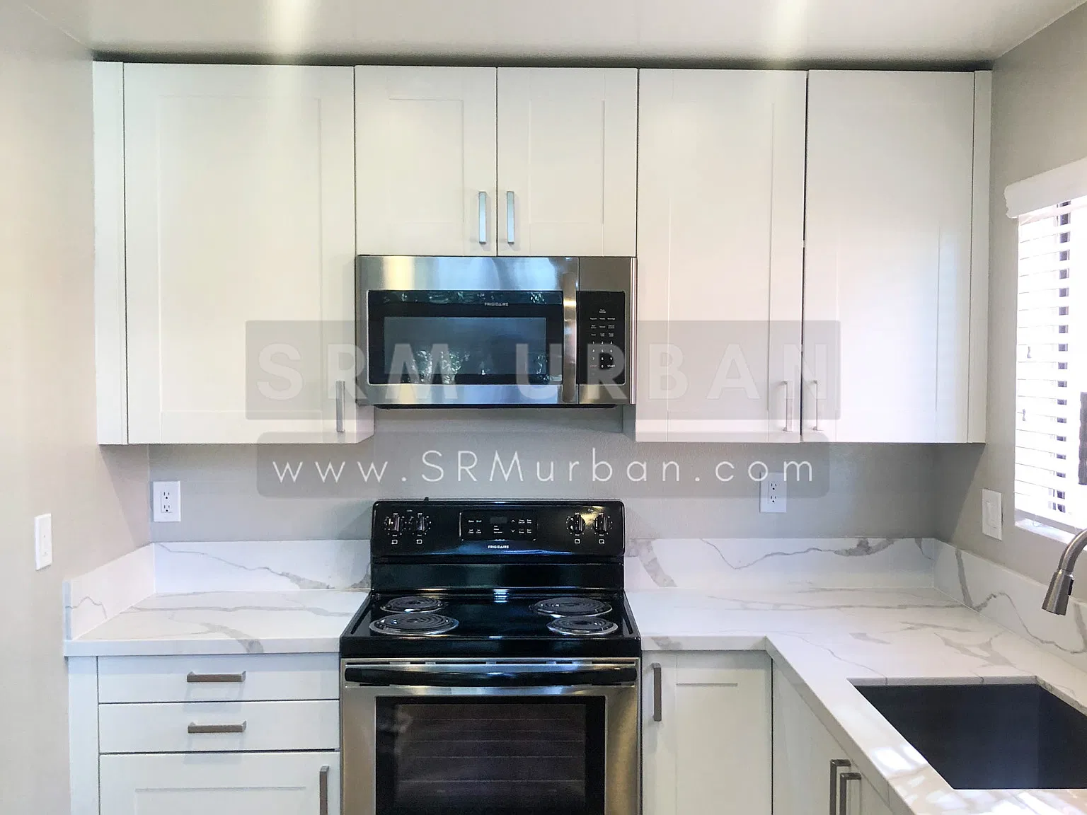 3 bed, $3,695 — Photo 2