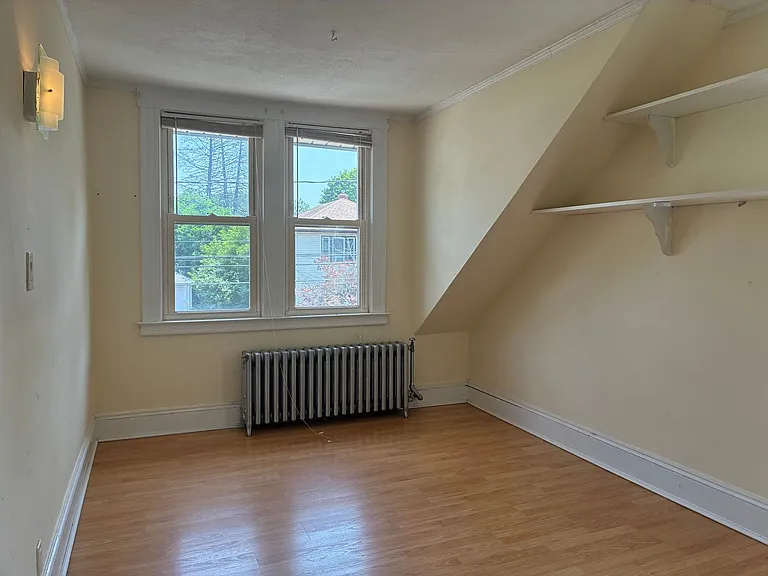 51 Nesbit Ave — Photo 10