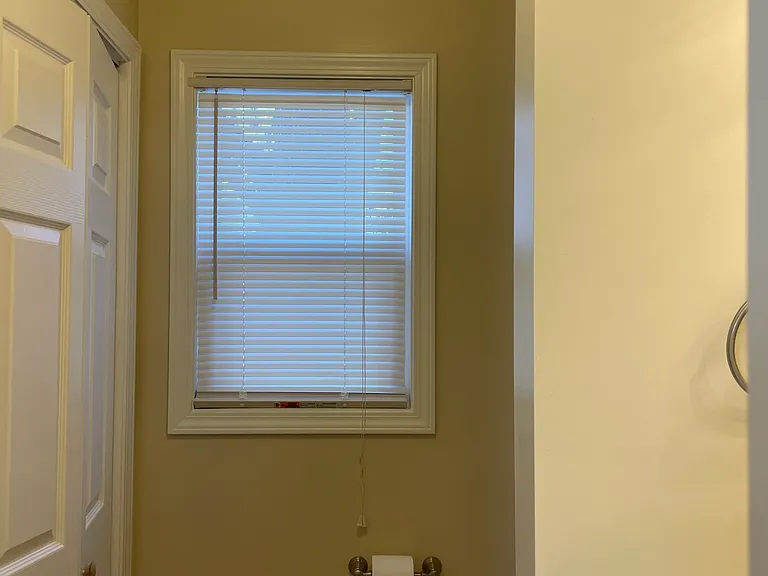 279 Rock Hill Rd — Photo 14