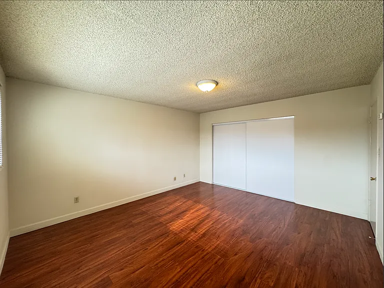 5708 Temple City Blvd — Photo 13