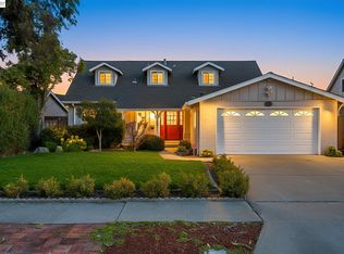 7728 Hazelnut Dr, Newark, CA