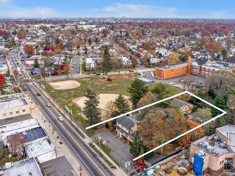 1st image of 460 Hempstead Ave
