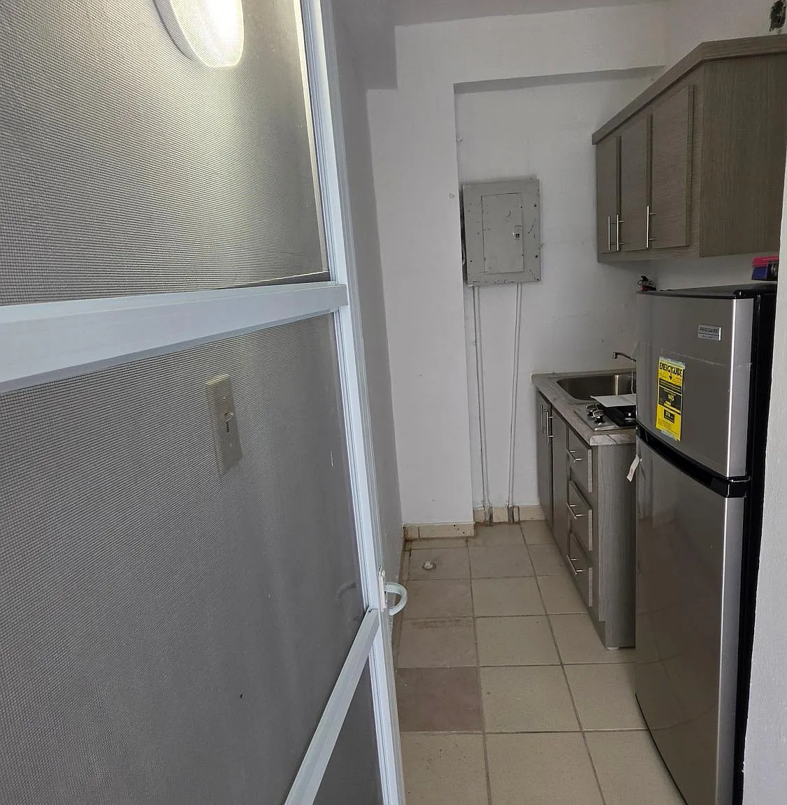 1 bed, 1.0 bath, 550 sqft, $750 — Photo 3