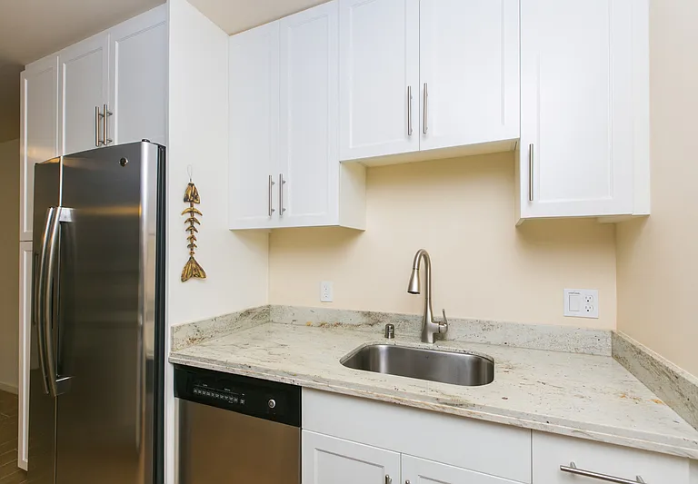 1810 Kaioo Dr #B408 — Photo 3
