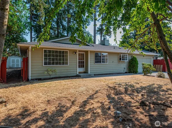 1206 Independence Court, Oak Harbor, WA 98277