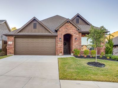 728 Long Iron Dr, Fort Worth, TX, 76108