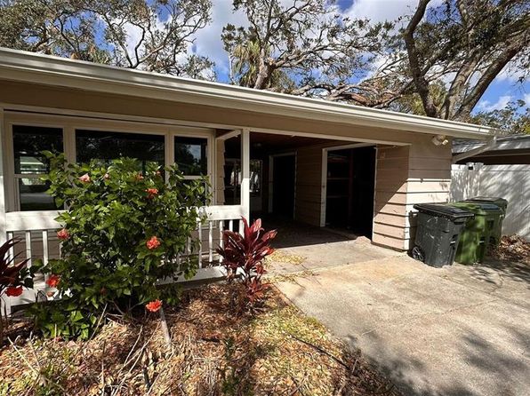 3141 Irving St, Sarasota, FL 34237