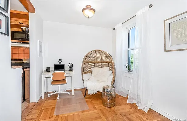 Sold by Re/Max In The City | media 5