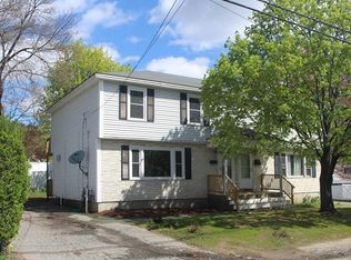 77 Weare St, Lawrence, MA 01843