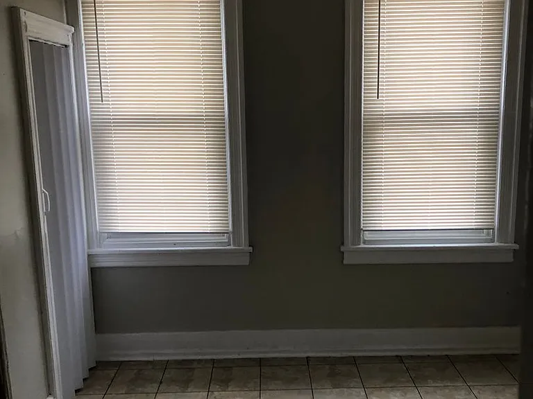 1232 West Somerset Street — Photo 34