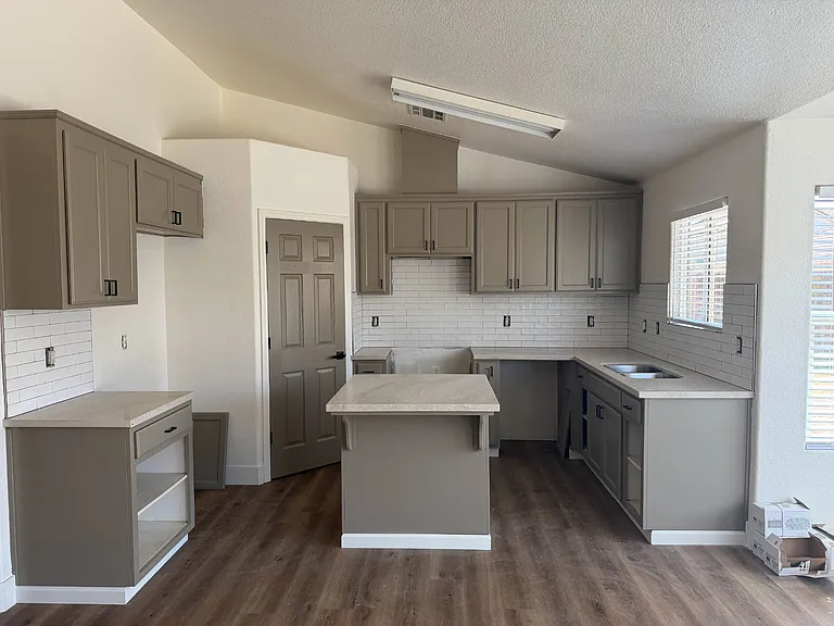 612 Saint Montelena Dr — Photo 2
