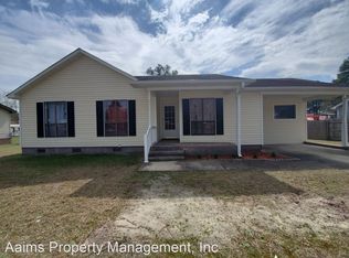 3860 Oak Haven Rd, Hope Mills, NC 28348