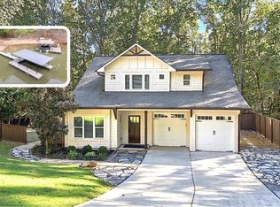 7135 Haw Creek Pl, Gainesville, GA 30506