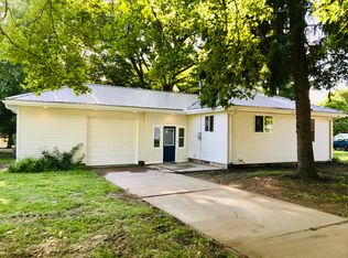 414 E Spring St, Lagrange, IN 46761