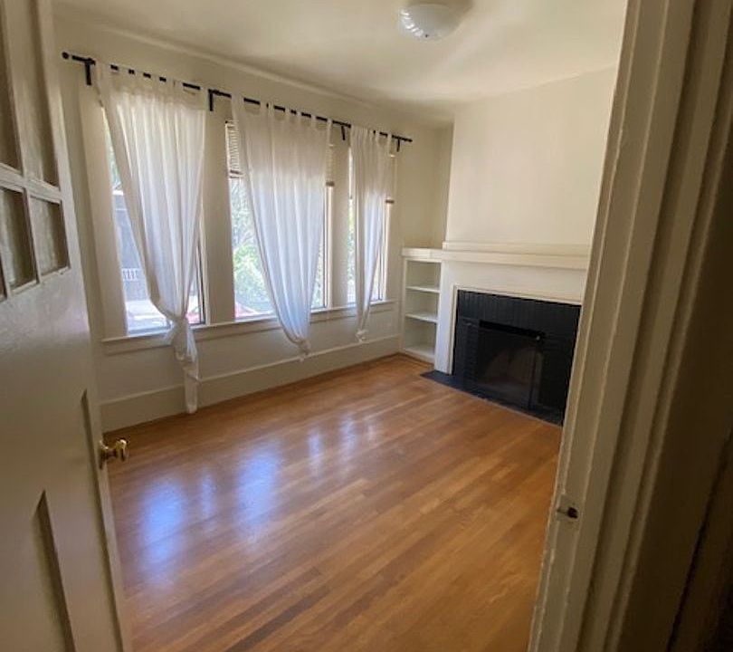 1st image of 2027 Hyde St APT 3