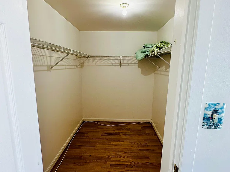 1 Commodore Ct #201 — Photo 12