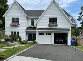 16 Roton Ave, Norwalk, CT 06853