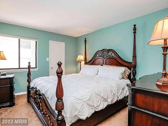 5th image of 3875 Steppes Ct #B