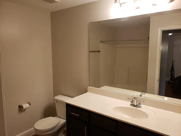 8201 Lenox Creekside Dr #M9 — Photo 16