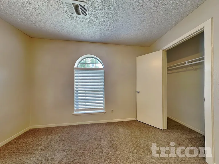 16726 Britford — Photo 13