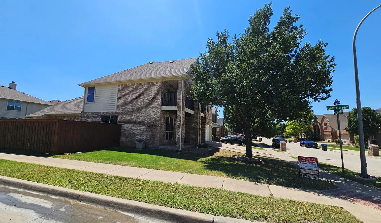 4 bed, 2.5 bath, 2846 sqft, $3,149 — Photo 4