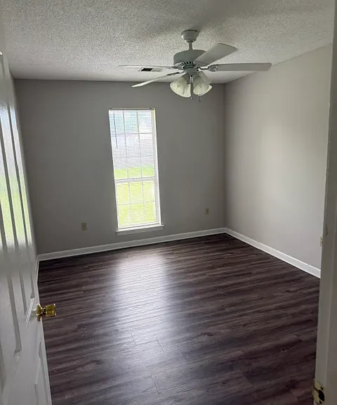 7345 Susie Ln — Photo 13
