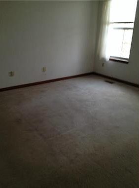5th image of 10508 E 51st St