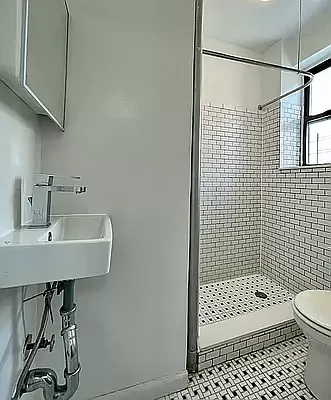 Rented by REAL New York | media 14