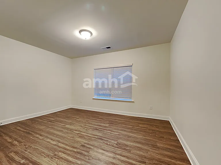 5065 Hudson Valley Dr — Photo 28