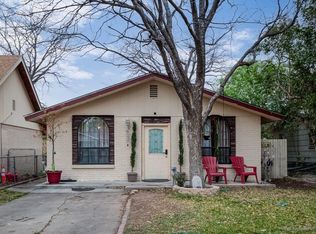 514 E Chapoy St, Del Rio, TX 78840