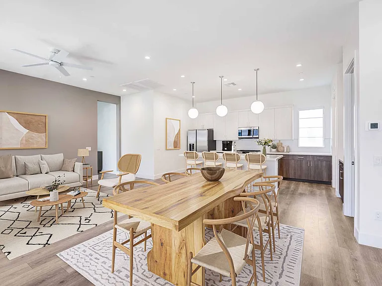 SolTerra Homes — Photo 37