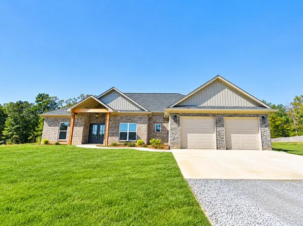 192 Titus Cv, Mooreville, MS 38857