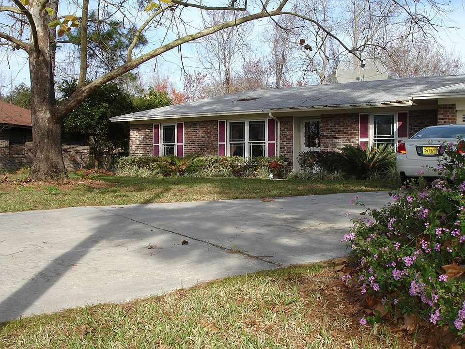 house front from street