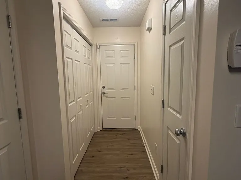 3290 Valencia Dr — Photo 14