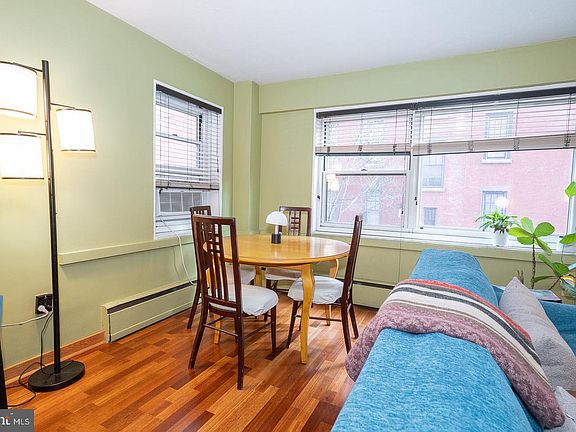 4th image of 118 S 21st St APT 210