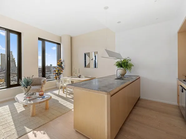 30 Front St #19D, Brooklyn, NY 11201