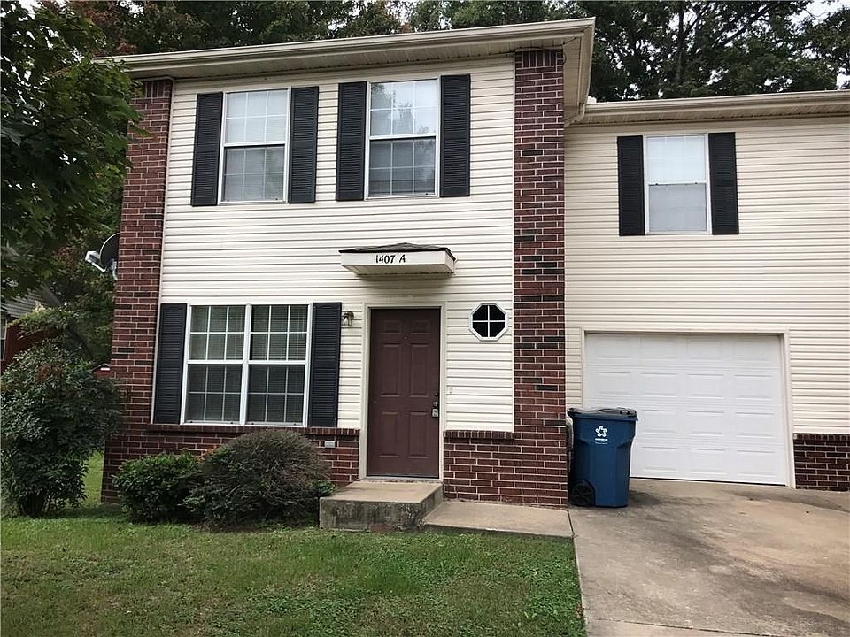 1st image of 1407 Camellia Dr #A