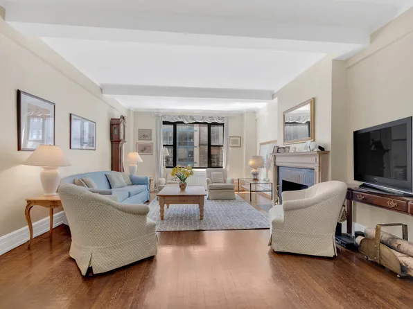 325 E 57th St APT 5B, New York, NY 10022